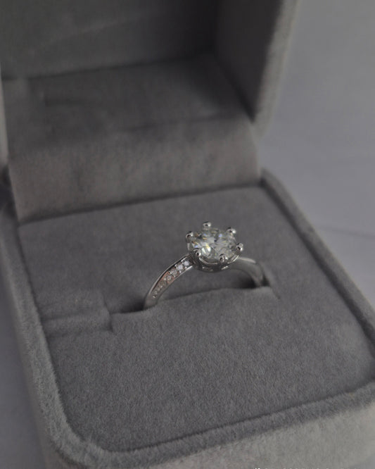 The Lumiere Moissanite Ring