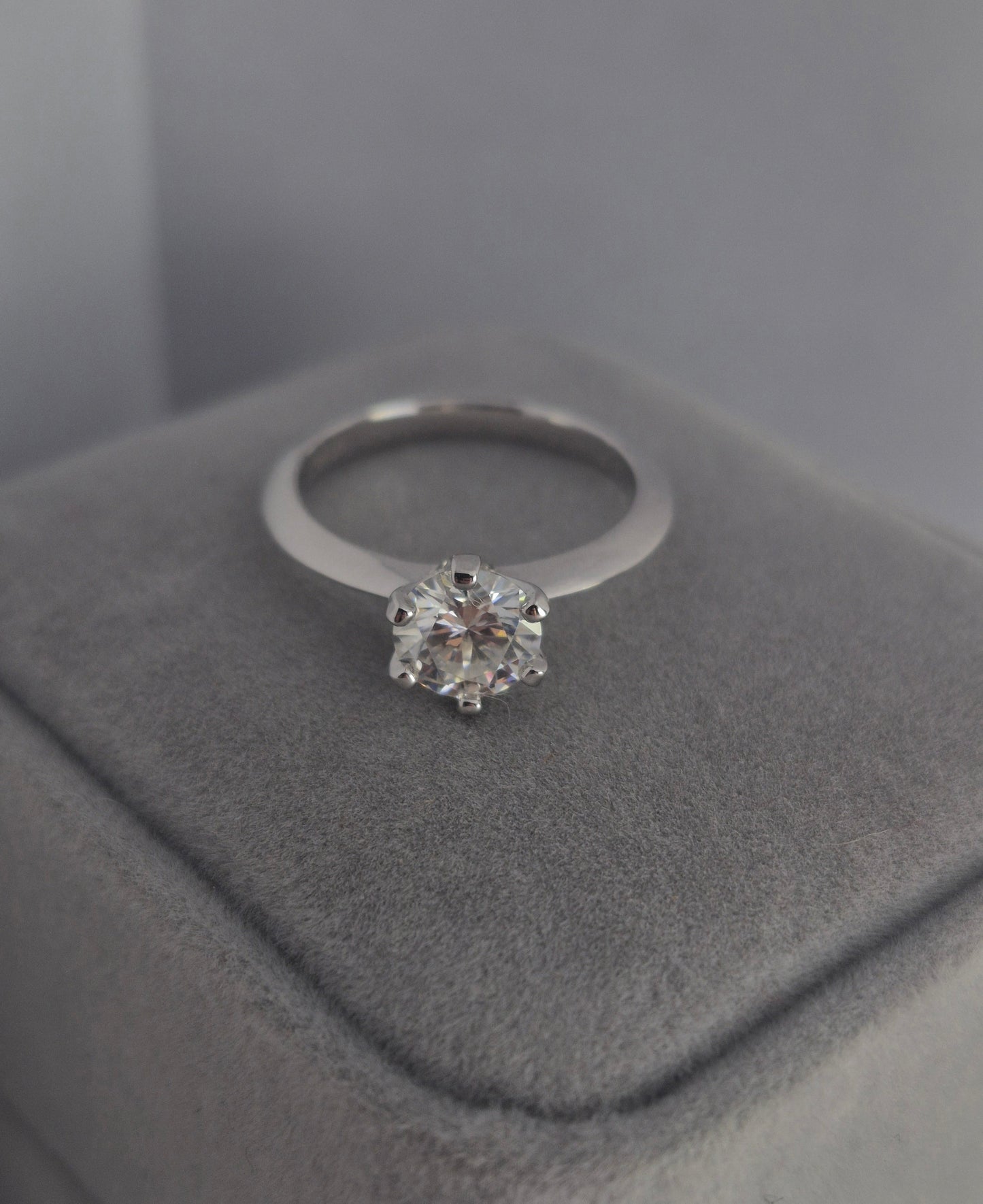 The Luxe Solitaire